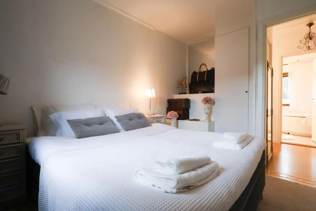 House For Workers & Familys Volvo Villa Gothenburg Exterior photo